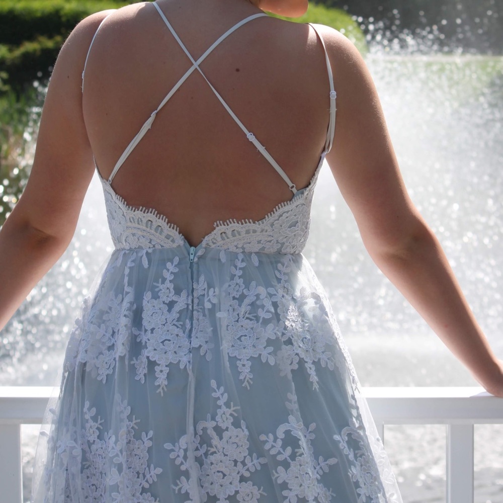 Juniors 5/6 Lace Prom Dress